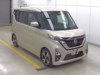 NISSAN ROOX 2023