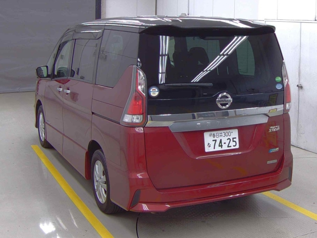 NISSAN SERENA 2017