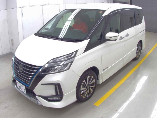 NISSAN SERENA 2019