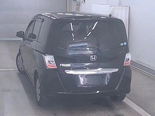 HONDA FREED 2013
