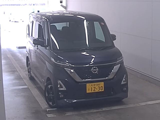 NISSAN ROOX 2023