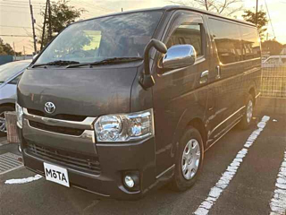TOYOTA HIACE VAN 2016