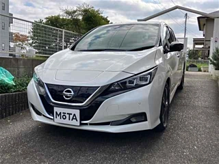 NISSAN LEAF 2021