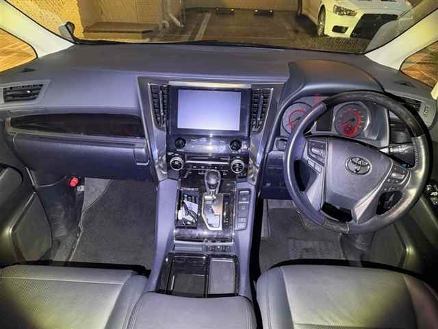 TOYOTA ALPHARD 2021