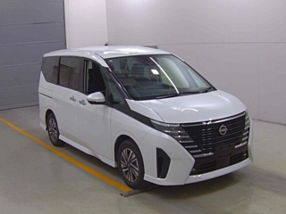 NISSAN SERENA 2023