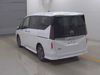 NISSAN SERENA 2023