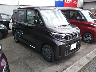 NISSAN ROOX 2025