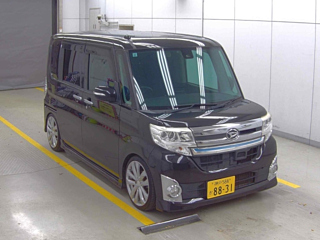 DAIHATSU TANTO 2015