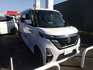 NISSAN ROOX 2020