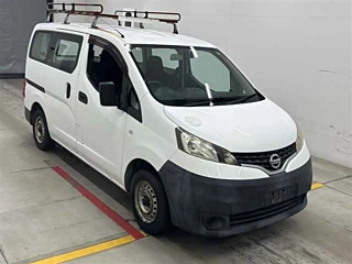 NISSAN NV200 2011