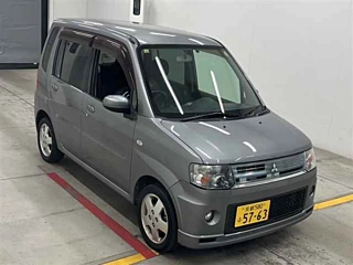 MITSUBISHI TOPPO 2010