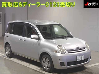 TOYOTA SIENTA 2009