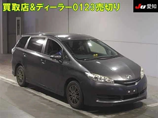 TOYOTA WISH 2015