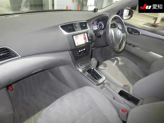 NISSAN SYLPHY 2013