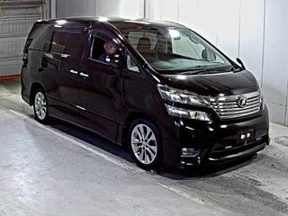 TOYOTA VELLFIRE 2010