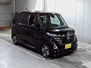 NISSAN ROOX 2024