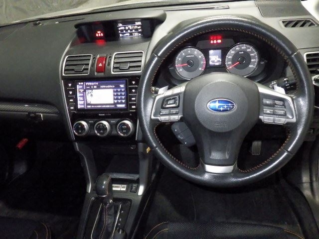 SUBARU FORESTER 2015