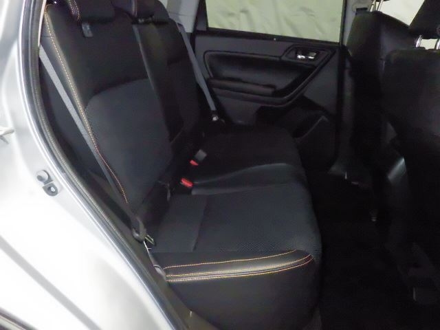 SUBARU FORESTER 2015