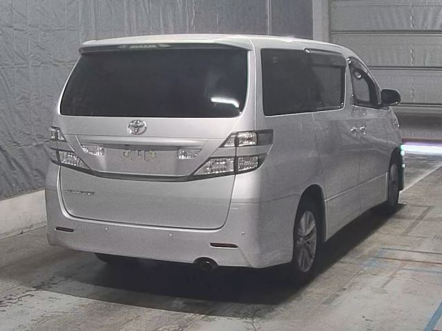 TOYOTA VELLFIRE 2008