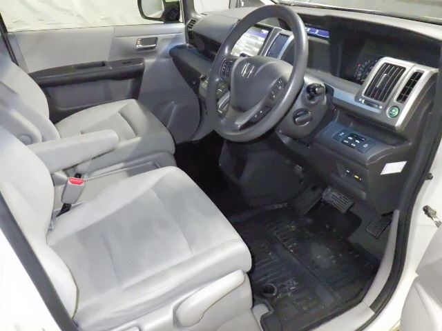 HONDA STEP WAGON 2014