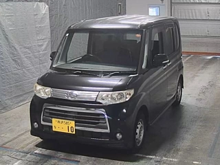 DAIHATSU TANTO 2011