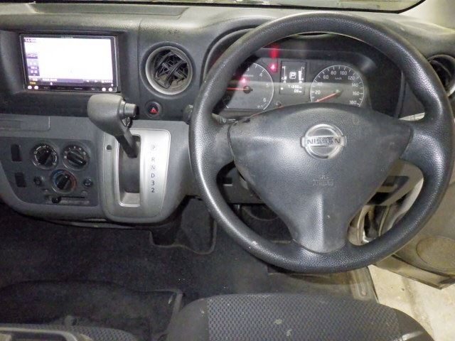 NISSAN CARAVAN VAN 2013