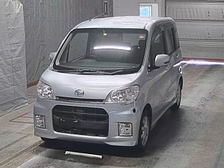 DAIHATSU TANTO 2010