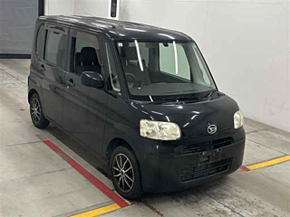 DAIHATSU TANTO 2011