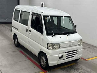 MITSUBISHI MINICAB VAN 2013