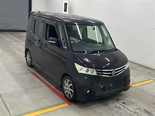 NISSAN ROOX 2010