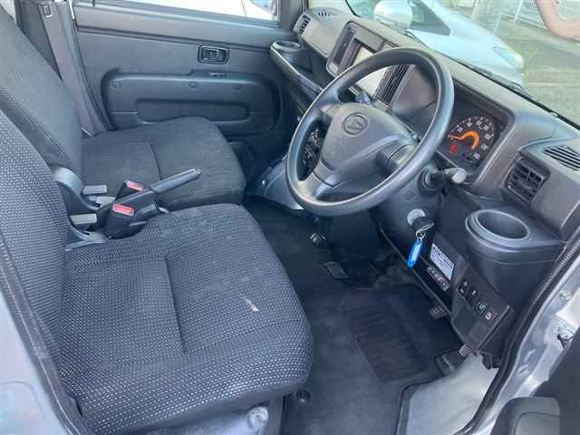 DAIHATSU HIJET VAN 2020