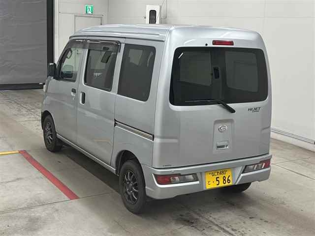 DAIHATSU HIJET VAN 2020
