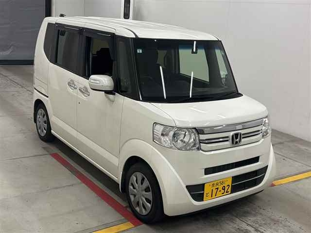 HONDA N BOX 2017