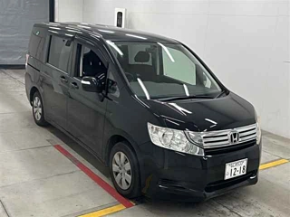 HONDA STEP WAGON 2011