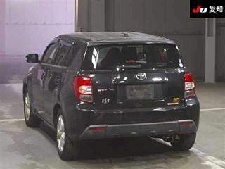 TOYOTA IST 2008