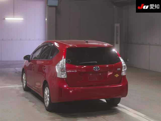 TOYOTA PRIUS ALPHA 2012