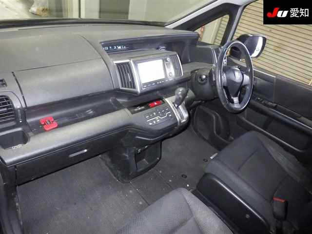 HONDA STEP WAGON 2009