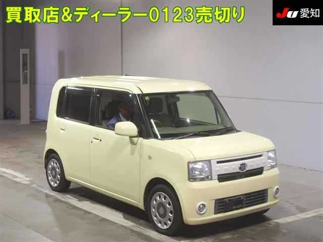 DAIHATSU MOVE CONTE 2014
