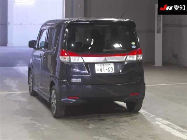 MITSUBISHI DELICA D2 2014
