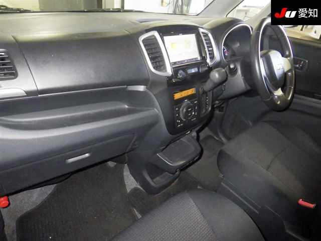 MITSUBISHI DELICA D2 2014