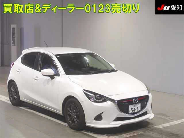 MAZDA DEMIO 2015