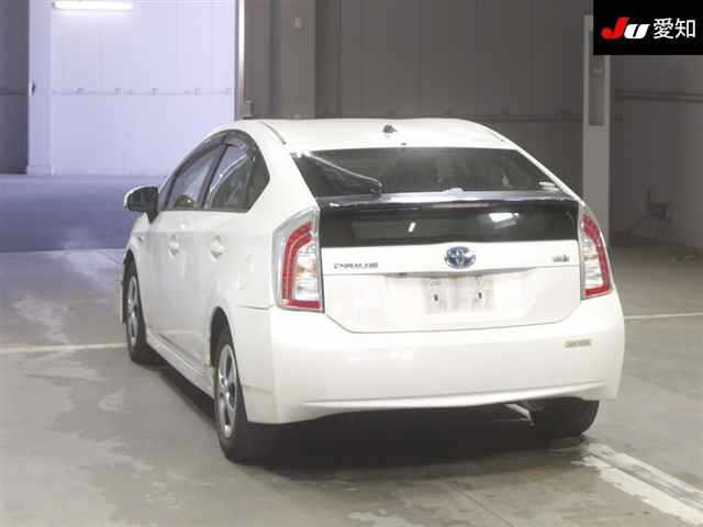 TOYOTA PRIUS 2013