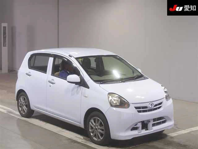 DAIHATSU MIRA E S 2012
