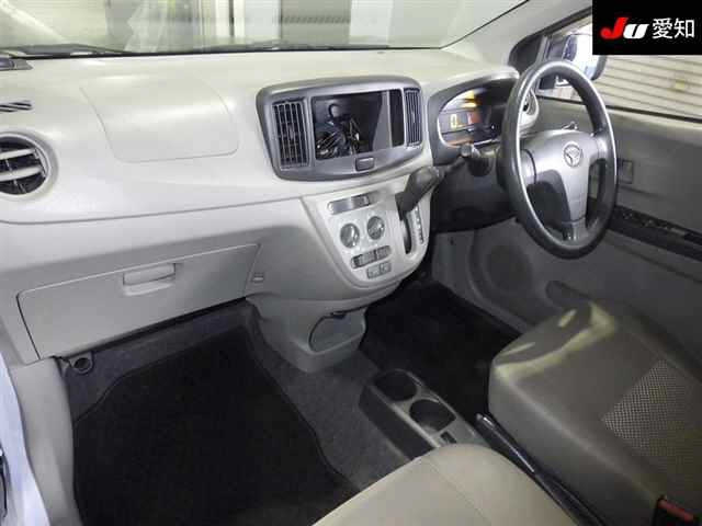 DAIHATSU MIRA E S 2012