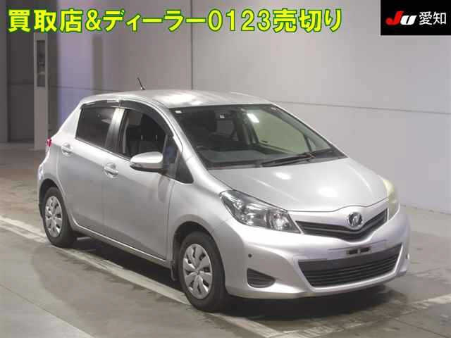 TOYOTA VITZ 2012