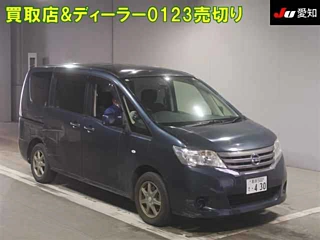 NISSAN SERENA 2011