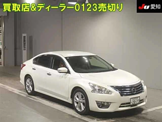 NISSAN TEANA 2015