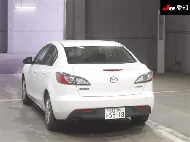 MAZDA AXELA 2010