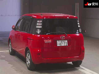 TOYOTA SIENTA 2010