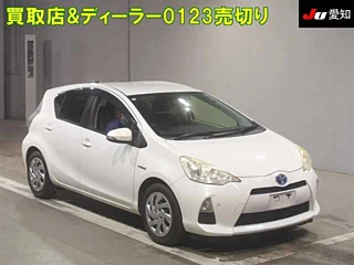 TOYOTA AQUA 2013